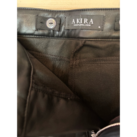 Women's AKIRA Black Faux Leather Velvet Panel Pants Size XL - Picture 5 of 5